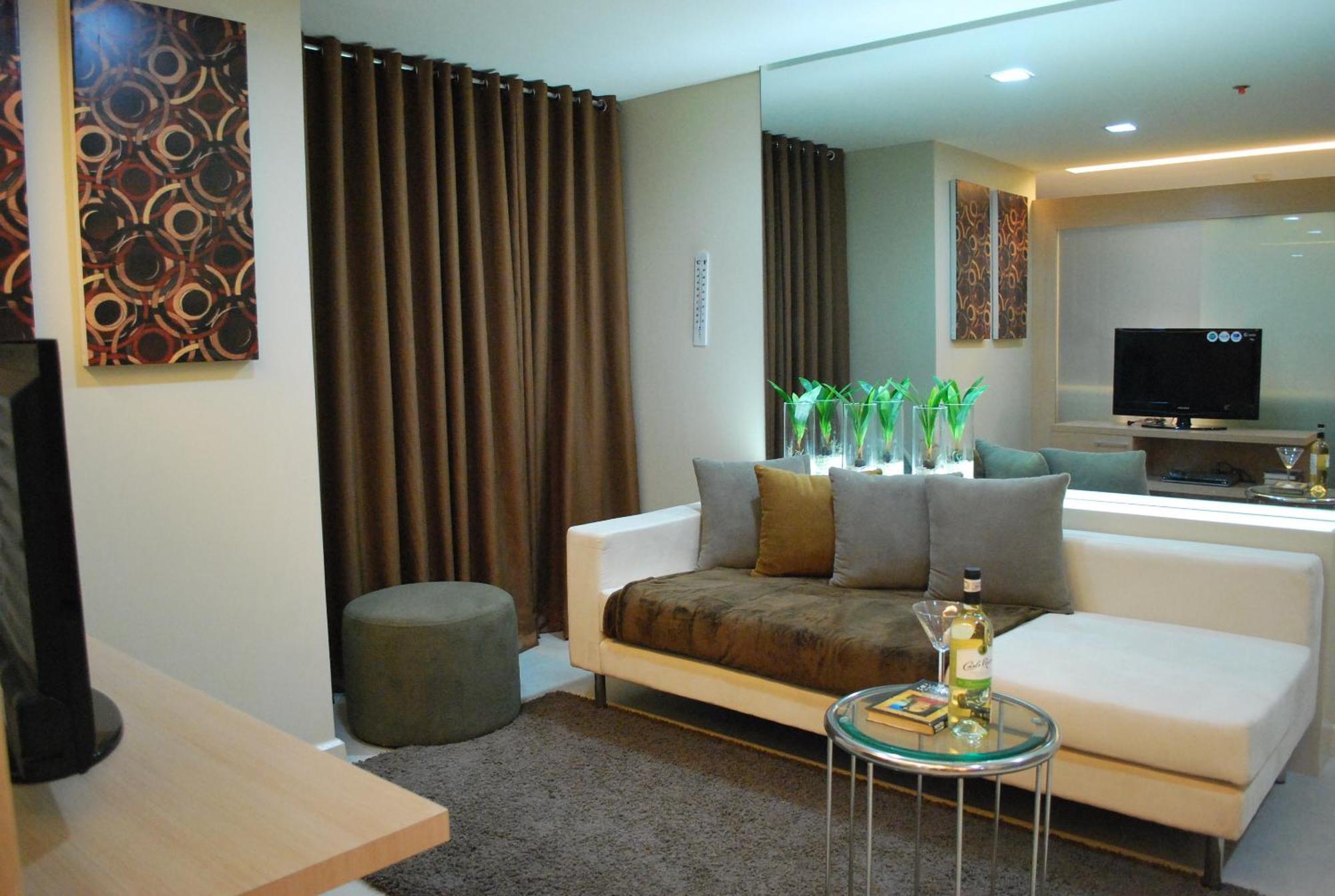 Bsa Twin Towers Aparthotel Mandaluyong Exterior photo